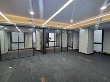 【点赞好房】精装修,正对电梯,家具可全配,随时看