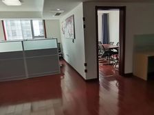 带办公家具天宝117平4.8万/年带家具多套数码科技中心