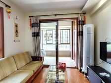 主卧朝南,小区中心位置,客厅带阳台,近商圈