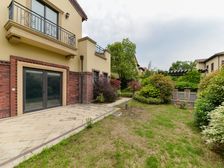 新出独栋别墅溪栖庄园 纯毛坯 大院子 随时看房