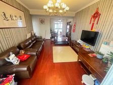 南北通透信达水岸茗都3室2厅精装修