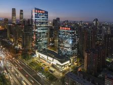 国贸大望路楼下贯通地铁1/14号线 中区500平正对电梯间