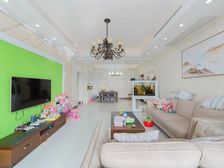 低楼层 6楼 欢迎预约看房 雅居乐星河湾 3室2厅 精装修