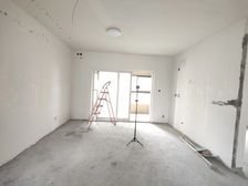 悦江花苑4室2厅2卫南朝向320.0万元/套出售