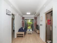 前排位置 自住装修保养好 带60平私家花园