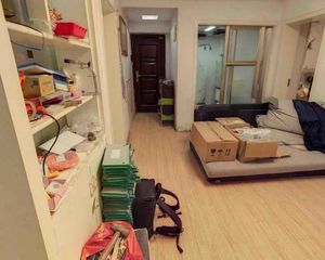 南苑社区3室1厅1卫南朝向110.0万元/套出售