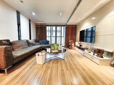 一梯一户,高区边套,三房朝南,价格可谈!