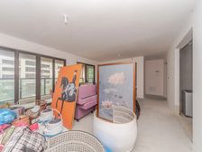 龙小旁 龙湖景粼天著 167.37平5居 南向毛坯 方便看房