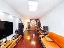 得房率高,中式风格,小区中心位置,主卧朝南,新式里弄