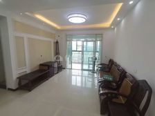 中南实小依山郡 精装两房 税费低 拎包入住