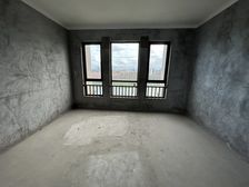 姚畔湾(姚江湾)一二期 4室2厅 毛坯一线江景 宁大一表生