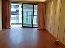 万象华府二期 4室2厅 南 精装