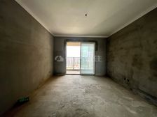 伍家岗 东站 物流园 114平4房2卫 南北通透 中层 急卖