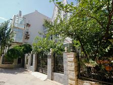 海德堡花园 联排别墅 4室2厅 精装修 集中供暖