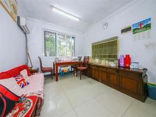 中环以内,交通方便,一梯二户,双南全明,阳光充足,拎包入住。