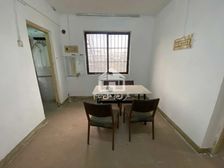 金秀公寓4房2厅简装90万