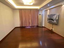 常青藤小城4室2厅2卫南朝向255.0万元/套出售