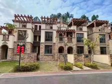 100万买 视野无遮挡 卓越蔚蓝山别墅161平5居 南向毛坯