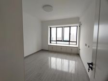 秀山湖壹号2房南精装真实好房