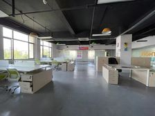 宝山性价比长江南路软件园、400平精装修送免租、租金实惠