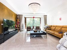 山水五期 2017年次新房 双卧朝南 不临街