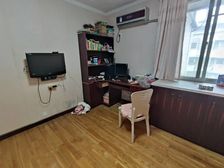 新安花园4房南精装真实好房