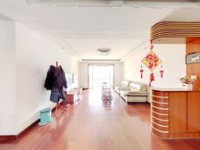 南北通透,次新小区,,楼层好,采光很棒,性价比高