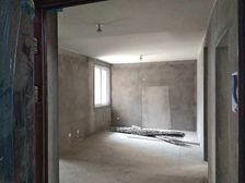 秀山花园3房南北毛坯真实好房