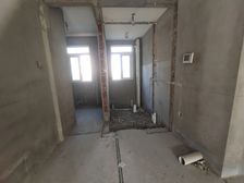 滨江郡2房南毛坯真实好房