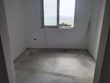 秀山信达城三区 4房 .0 采光充足