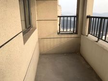 恒泰学府里4房南毛坯真实好房