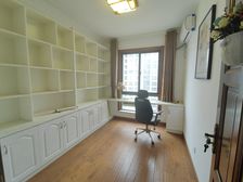 秀山湖壹号3房南北精装真实好房