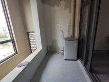 精装两房,送设施,拎包即住,总价低!