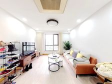 普陀长寿路精装两房 南向中层满二住宅