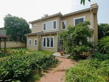 一期纯地上独栋 精装修直接入住 大院400平米