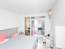 朝阳门内 · 朝阳门北小街 shi家,楼层。三层精装两居