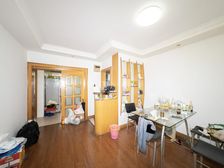 绿家园新出两房,满五年,绿家园二期,少有户型,低楼层,诚售