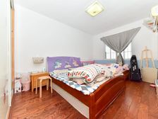 十梓街凤凰街,沧实小振华书包,从阳台就能看到操场