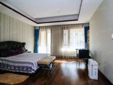 万达海公馆东边户别墅 装修豪华车库入户 南向大院 居住舒适