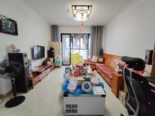 高楼层精装三房两卫!急售!拎包入住!随时可以看房!