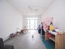 金都四期大三房.诚意出售.视野开阔.看房方便.