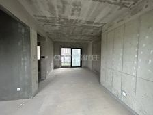 唐樾青山 130万 朝向北 4室 房东急置换 诚