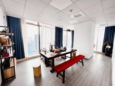 (豪华装修 电梯口)南部地标建筑 450平 高楼层