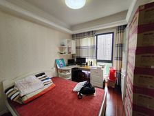 秀山湖壹号3房南精装真实好房