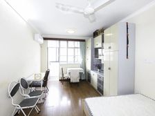 南北通透,位置安静,看房方便,诚意出售。