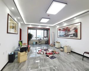 东风街福乐多近大H户型中高楼层