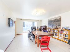 低密洋房社区南北通透 满五年大三居 户型方正 临将府公园