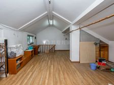 满五年户型方正,地铁站500米商品房,自带大阁楼