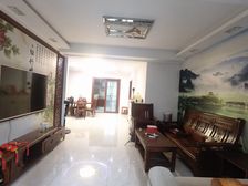 国庆花园二期4室2厅2卫南朝向175.0万元/套出售