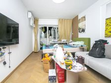 团结湖公园旁 水碓子东路 钢混低楼层 两居 采光好 优选房源